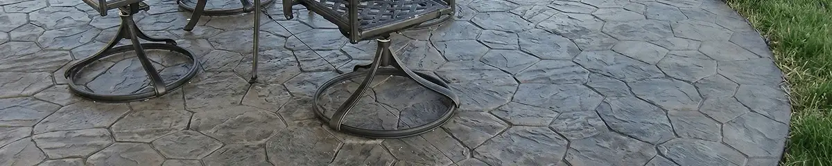 Garden relaxation area with professionally installed stone flooring in Lakeland FL